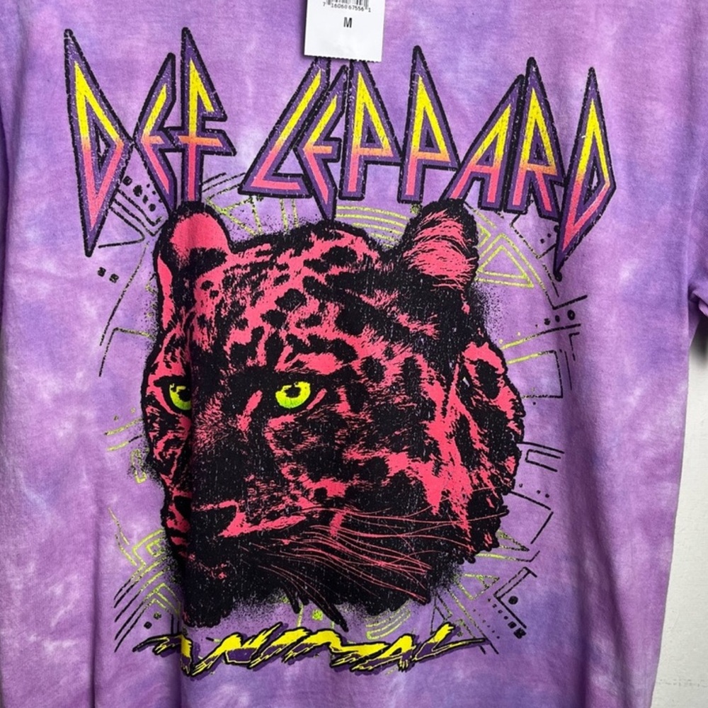 Def Leopard Animal Short Sleeve Shirt - Picture 3 of 8